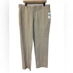 Cubavera Men's Tan Chinos